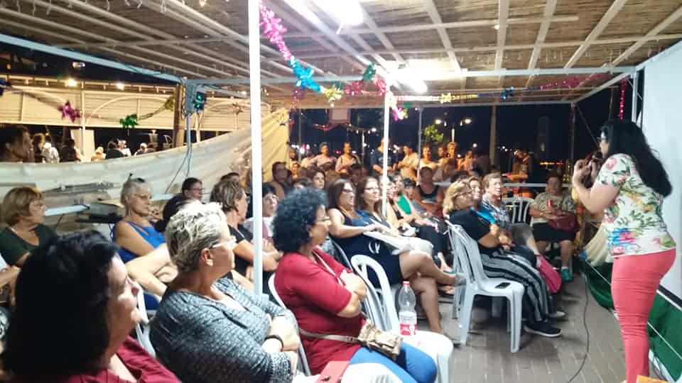 סוכת נשים בת ים